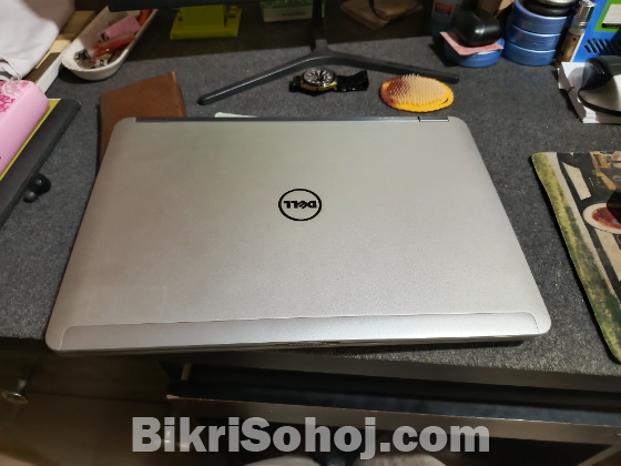 DELL E6440 laptop